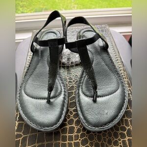 Women's Black Flat Patent Leather Sandals